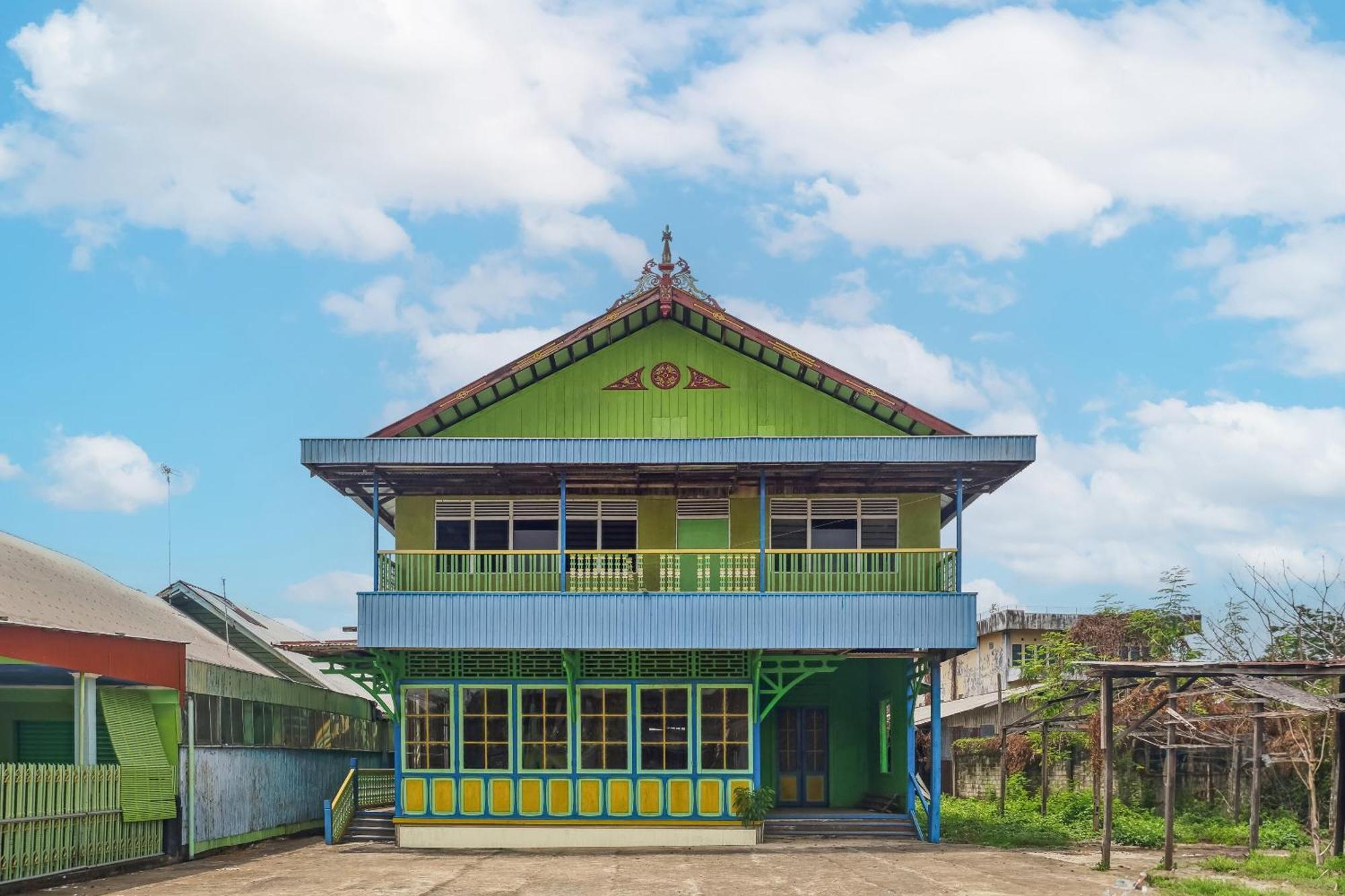 Spot On 92890 Losmen Bahalap Syariah Marabahannearsiring Marabahan Ulek Barito Banjarmasin  Exterior foto
